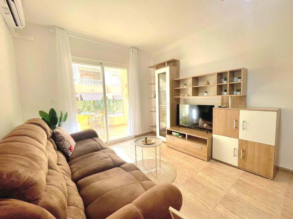 Apartment with two bedrooms, and spacious balcony near Cura beach