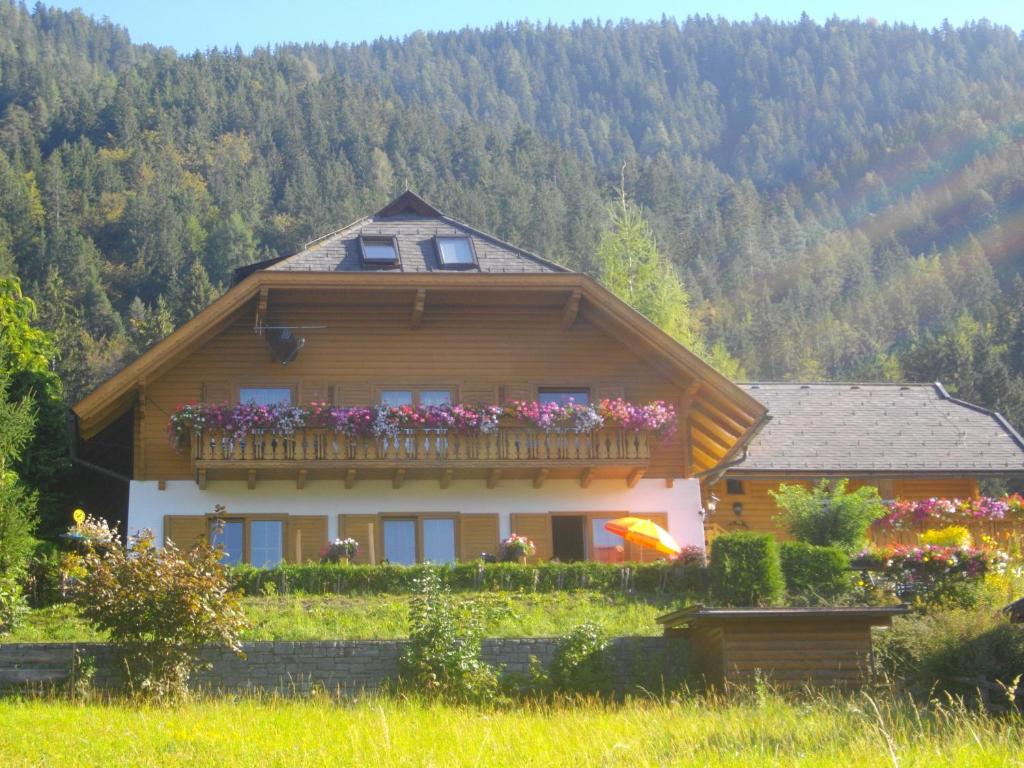 Gallery image of Landhaus Vogel in Weissensee