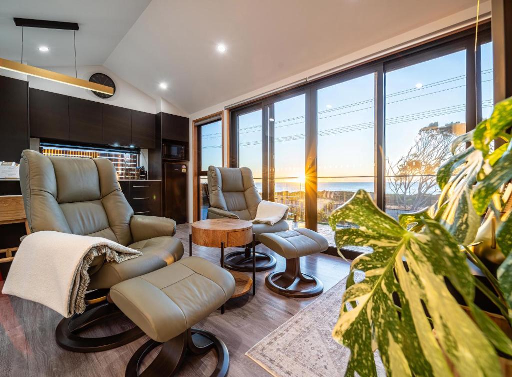 Et opholdsområde på Ocean Breeze Homestays 2