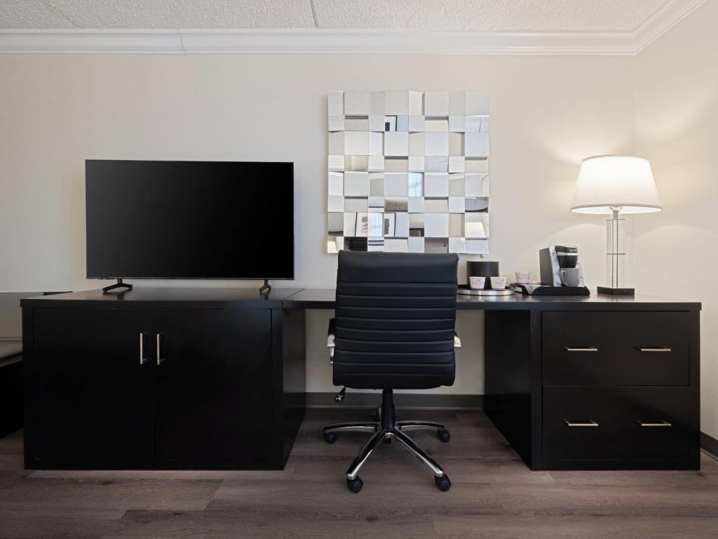Crowne Plaza Suffern-Mahwah, an IHG Hotel - 