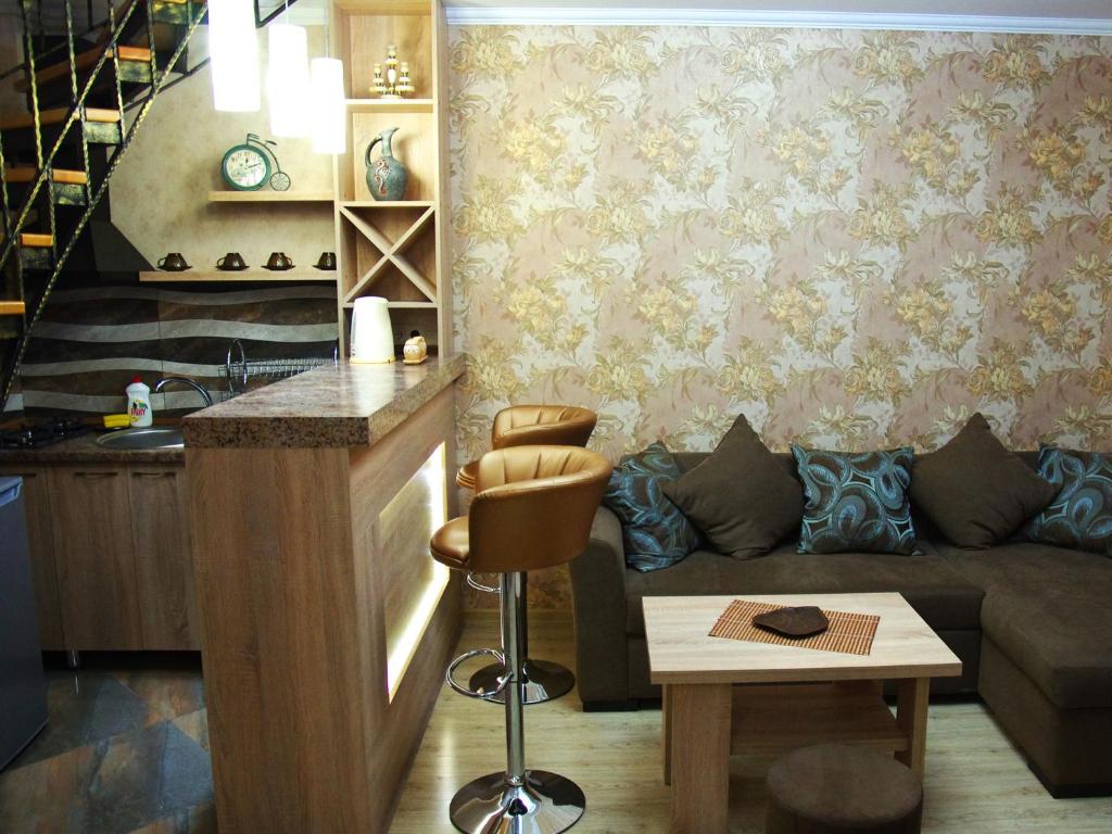 Posezení v ubytování ApartHotel Heart of Tbilisi