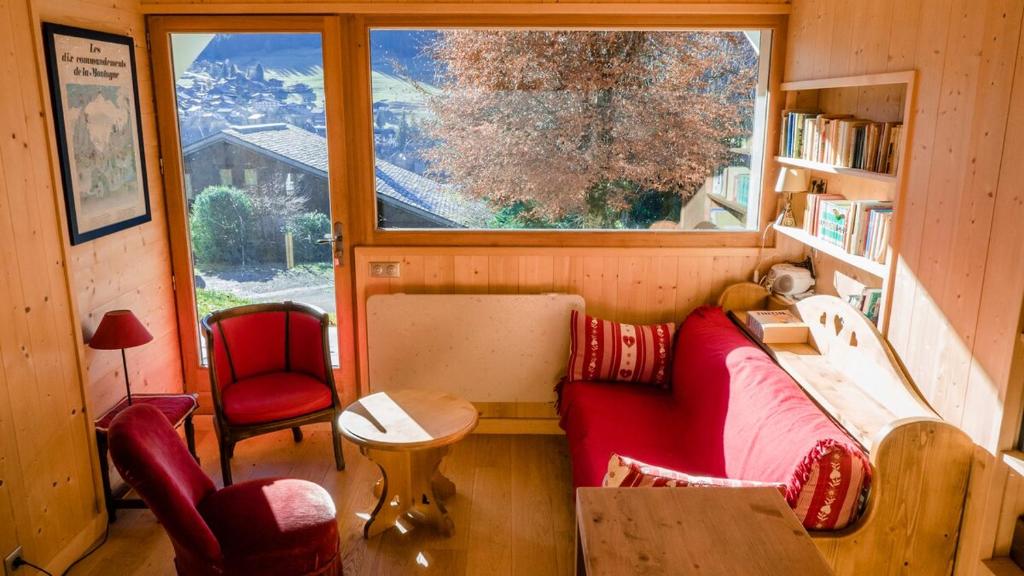 Charming mountain view apartment in Morzine
