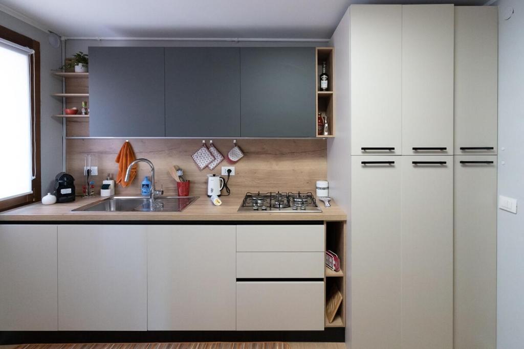 Kuchyň nebo kuchyňský kout v ubytování Suite delle Maree