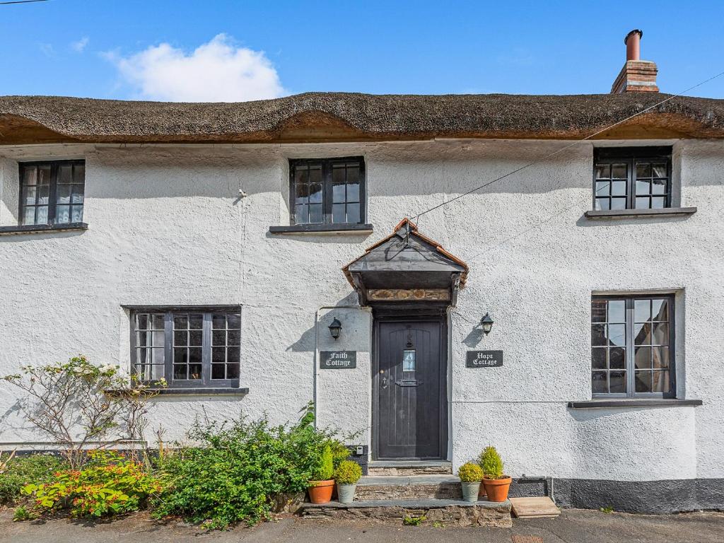 Bygningen som feriehuset ligger i