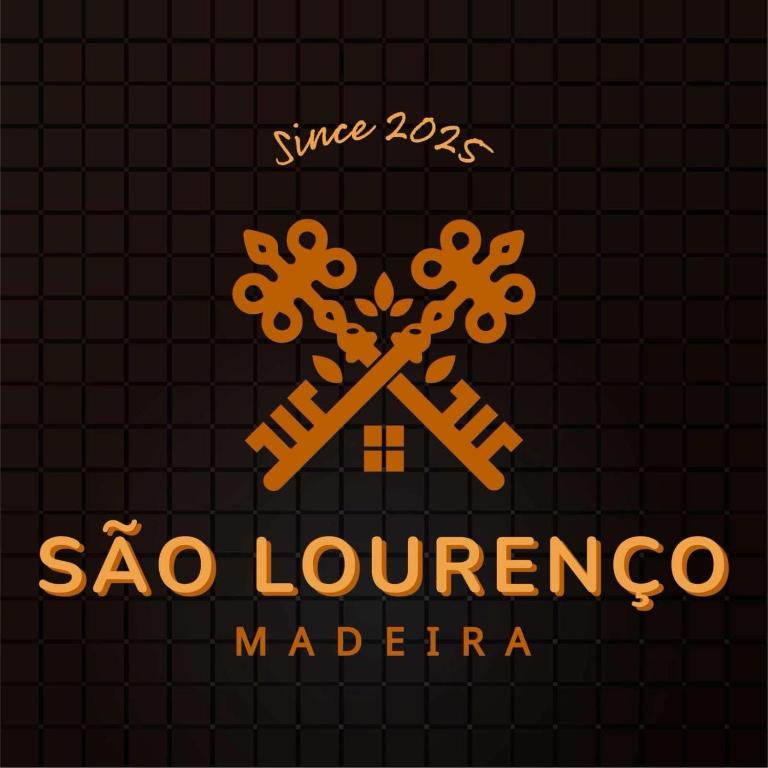 a logo for a sao louvre marigota restaurant at São Lourenço 3 in Caniçal