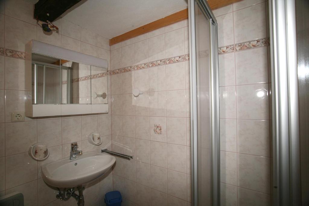 Kúpeľňa v ubytovaní Ferienhaus Abendstille