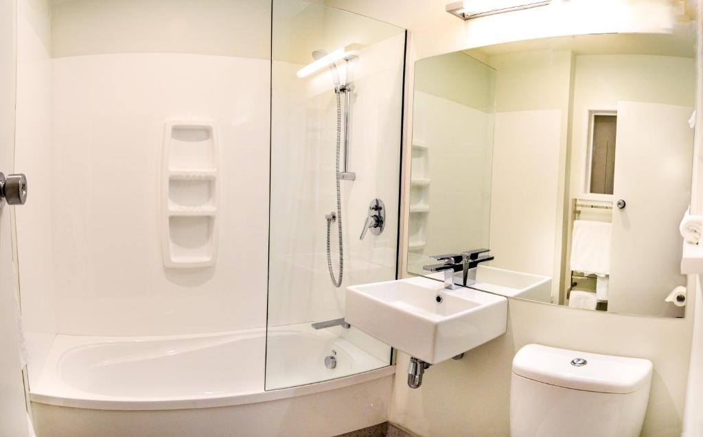 Wanaka Hotel - Resim 36