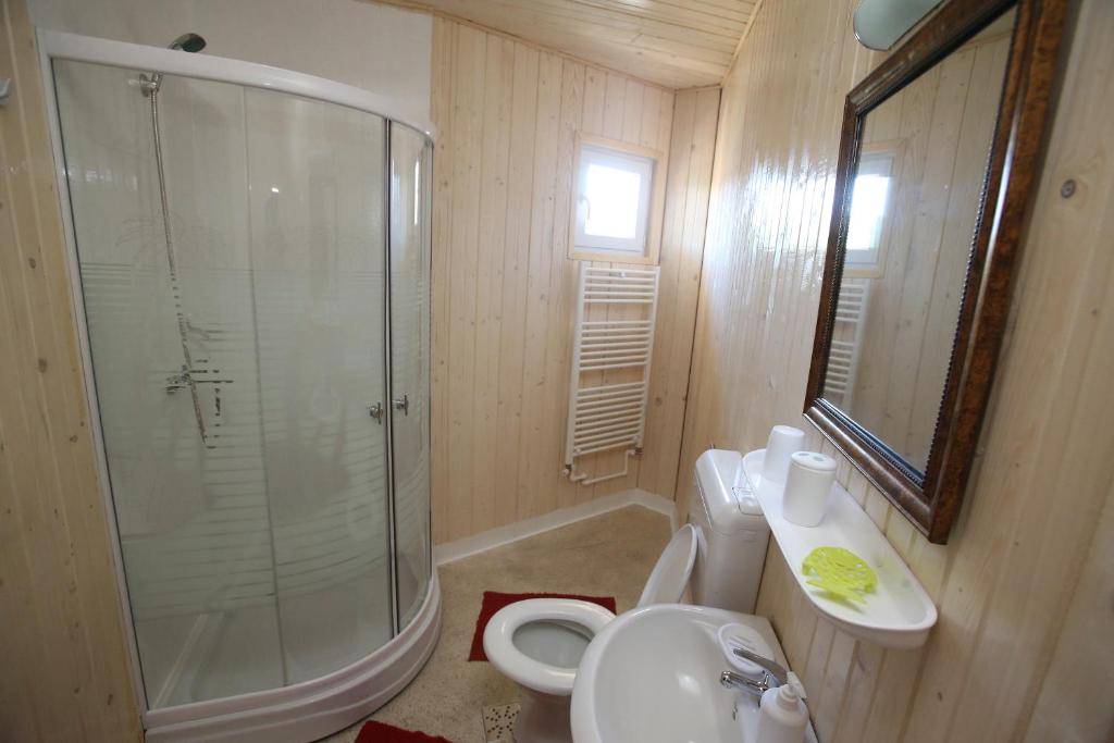Casa Tudor Turda - Chambre Double De Luxe Avec Lit Supplémentaire