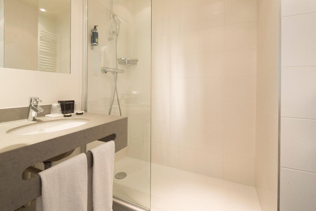 Hôtel Albert 1er Paris Lafayette - Resim 8