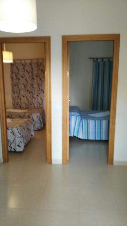 Hostal las Parcelas - Family Room (6 Adults)