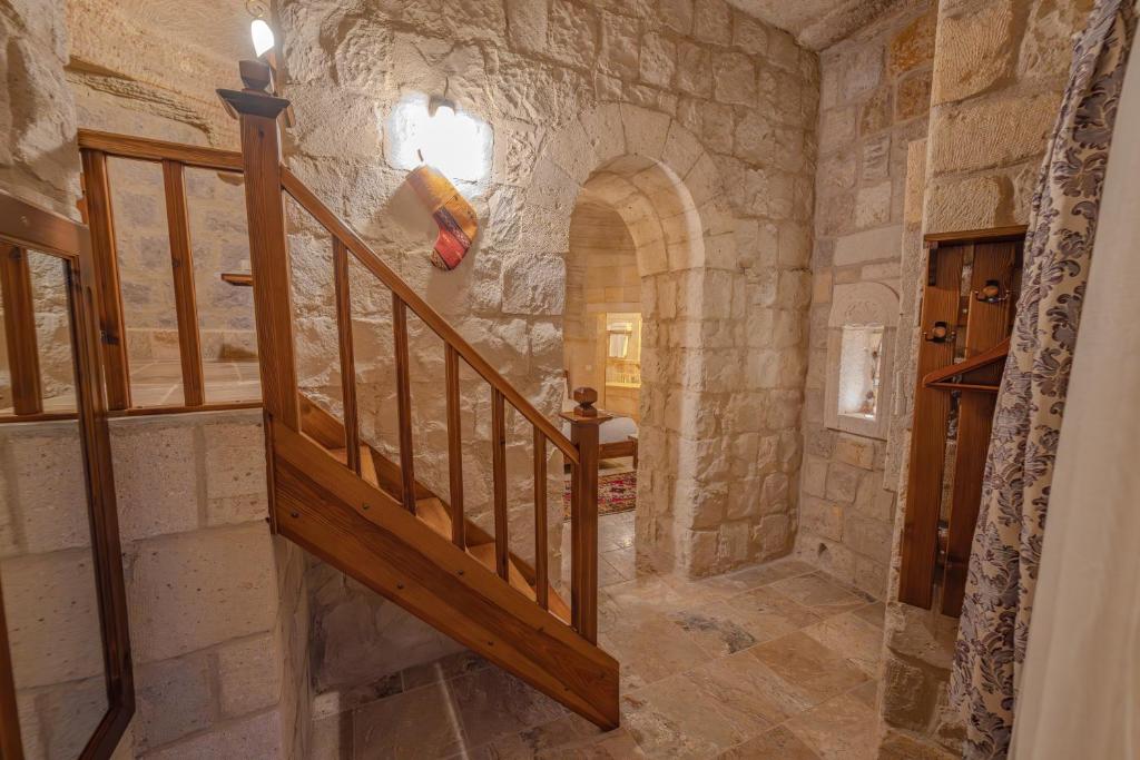 Zara Cave Hotel - 12