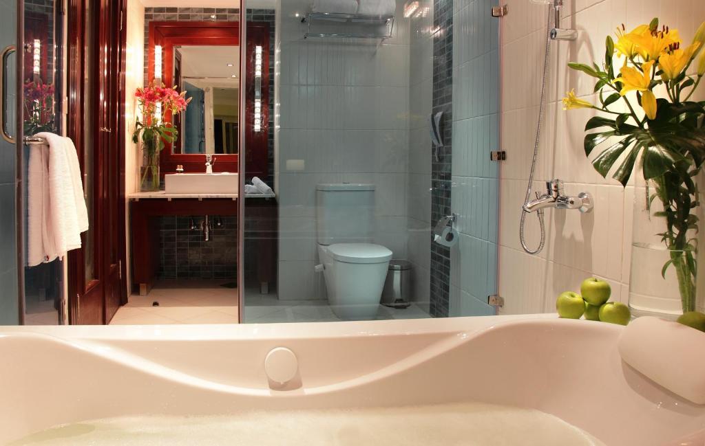 Xperience Sea Breeze Resort - 11