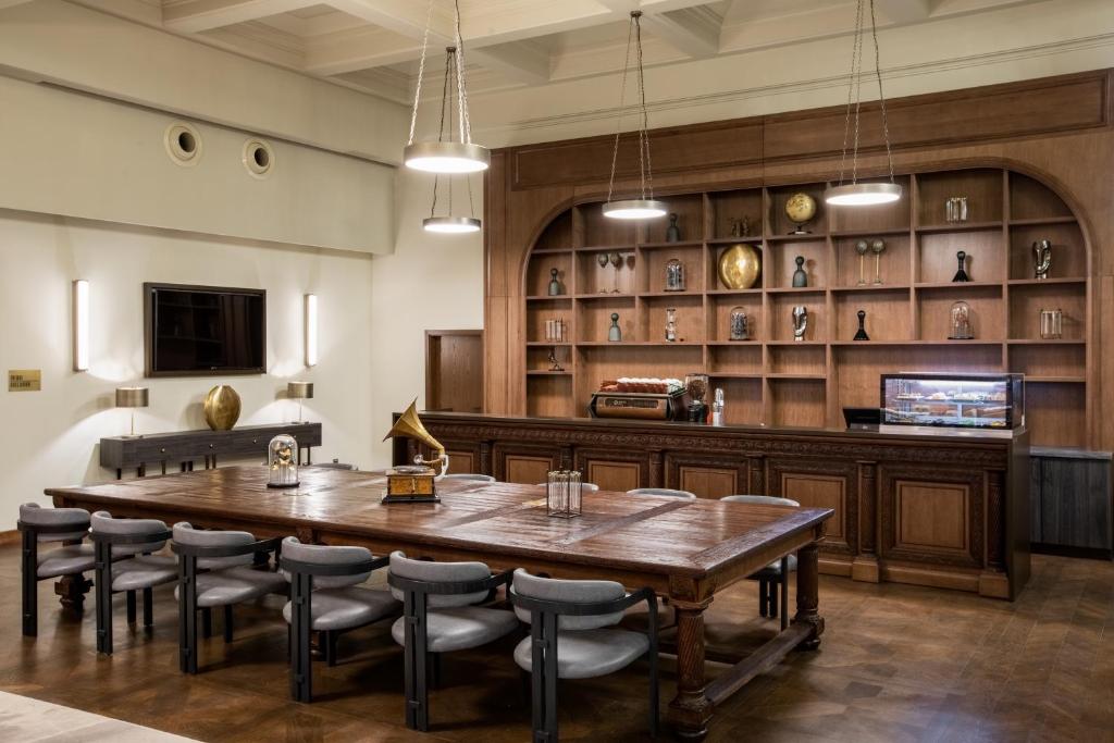 The Marmorosch Bucharest, Autograph Collection - Resim 29