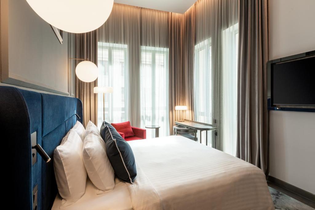 The Marmorosch Bucharest, Autograph Collection - Resim 10