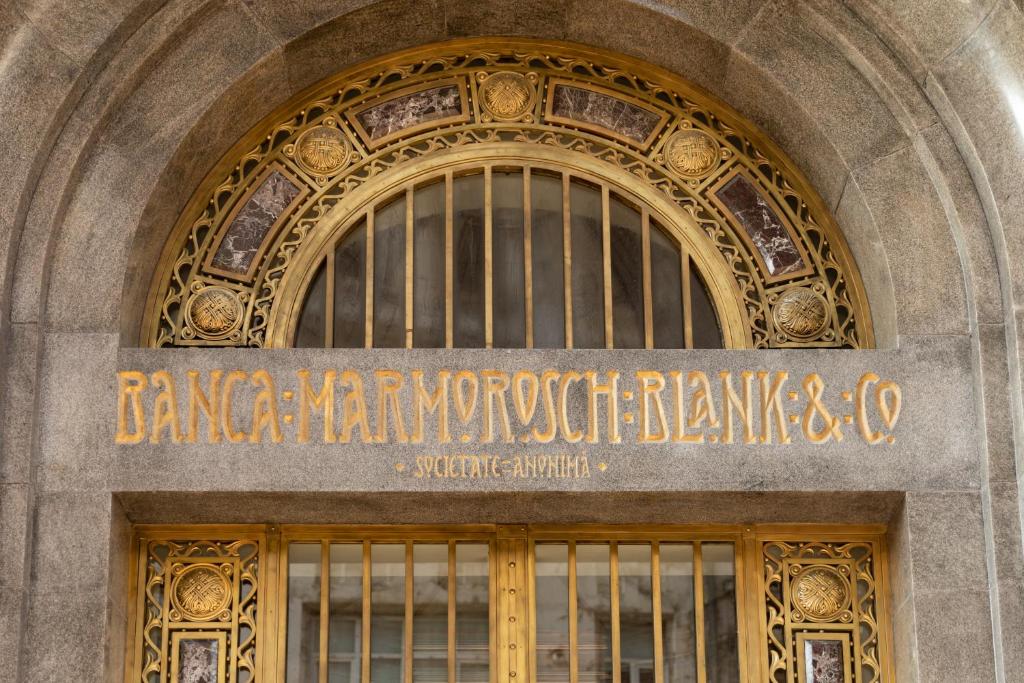 The Marmorosch Bucharest, Autograph Collection - Resim 34