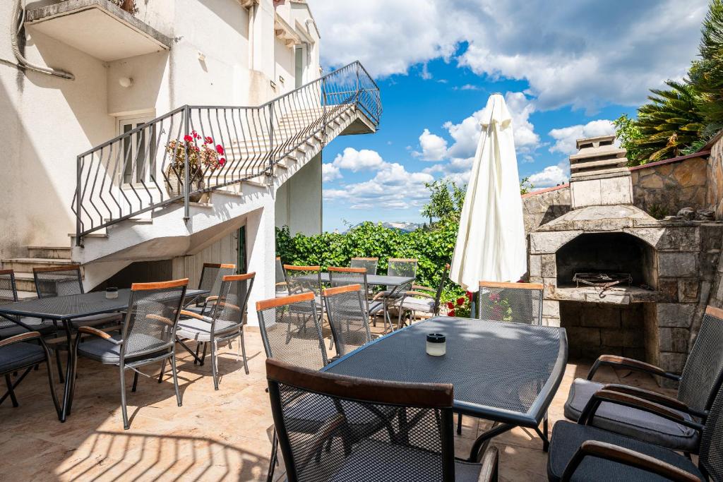 Guest House Villa Bellevue - 16