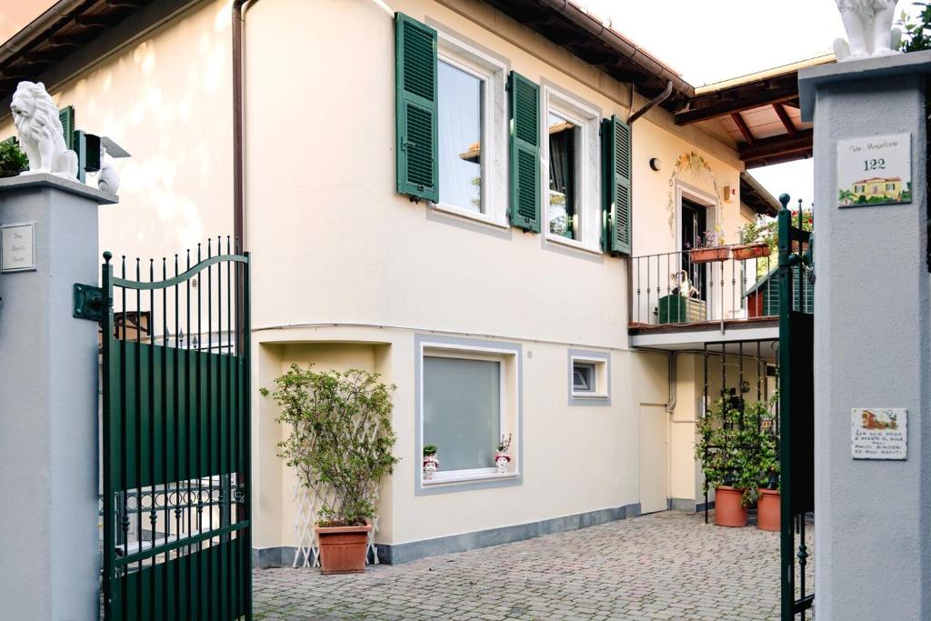 Budova, kde se prázdninový dům nachází