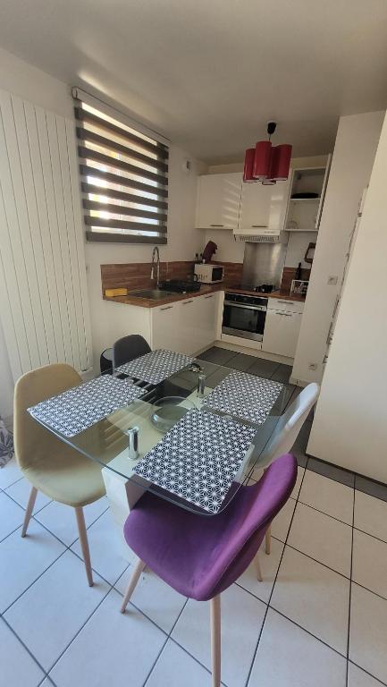 Apparte Cosy Avec Terrasse Et Parking - Apartment With Terrace