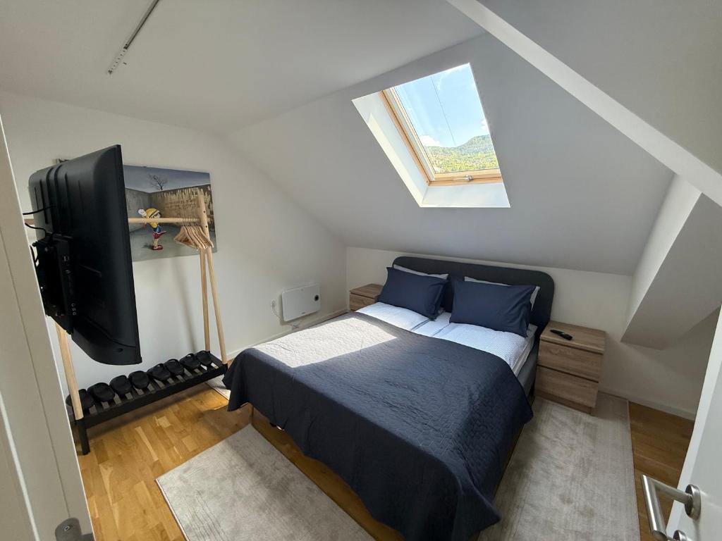 Postel nebo postele na pokoji v ubytování Luxury Titova Street Apartment Sarajevo