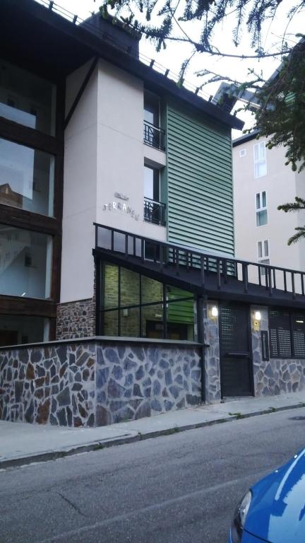 Apartamento Edificio Serraneu. Sierra Nevada. Granada, Sierra ...