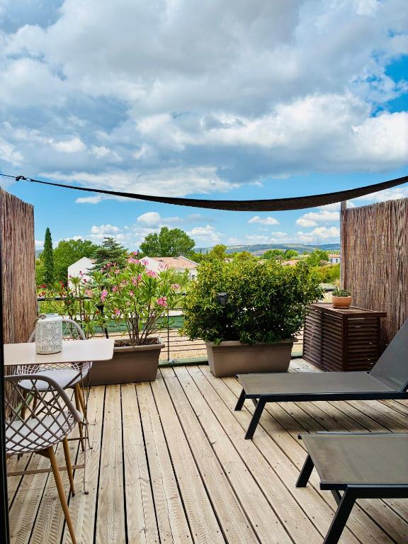 Studio Nuitée en Provence 2 - Resim 13