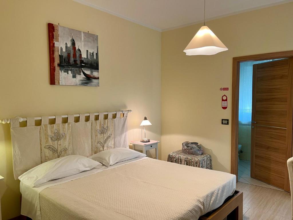 Eremes Rooms & Apartments