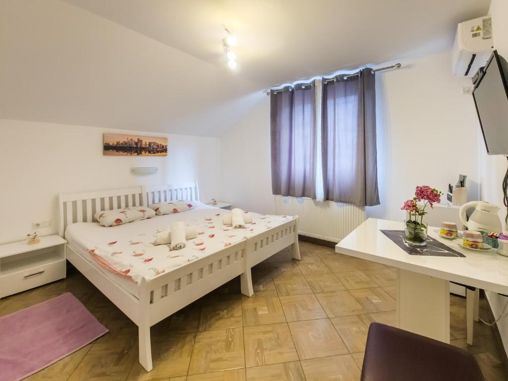 Guest House Mačić - 2