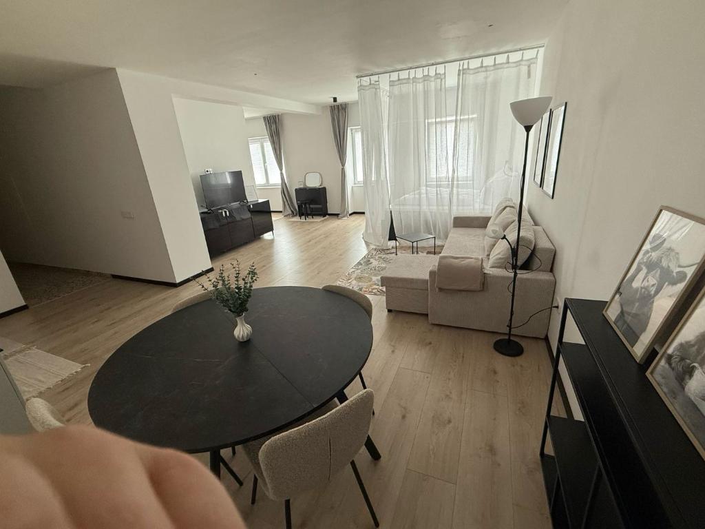 Χώρος καθιστικού στο Place2stay Gloggnitz2