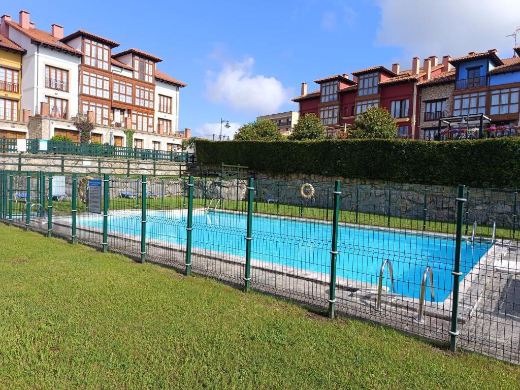 Πισίνα στο ή κοντά στο Capricho en Colombres 2