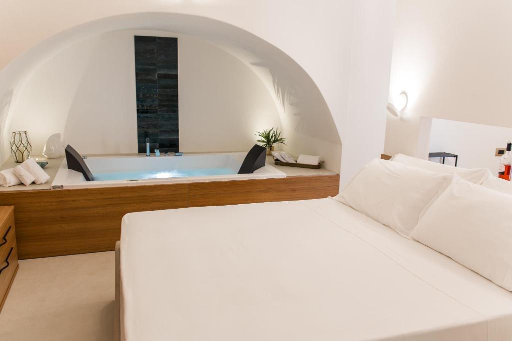 Postel nebo postele na pokoji v ubytování Madia's House by MONHOLIDAY