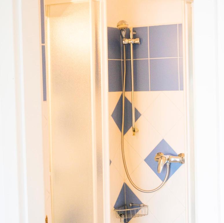 VIScovery Boutique - Deluxe Double Room With Balcony