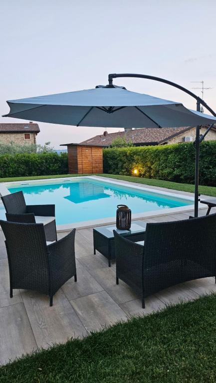 Bazén v ubytování Bed & Breakfast Bure Alto nebo v jeho okolí