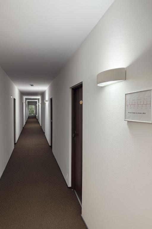 Hotel Junior 2 - Resim 16