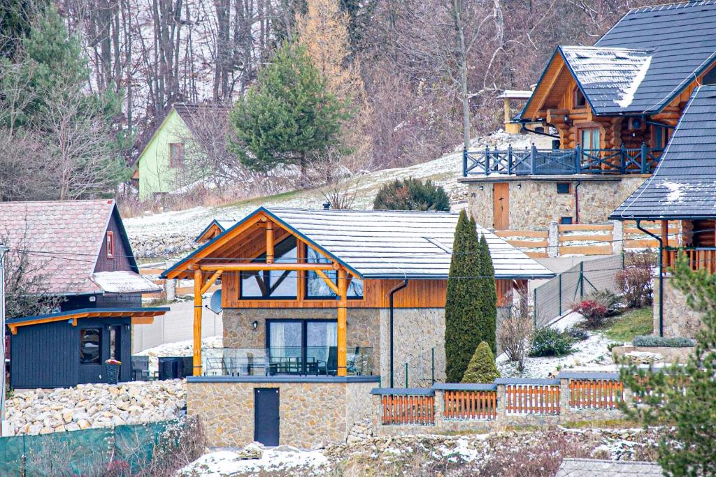 Το κτήριο όπου στεγάζεται  το σαλέ