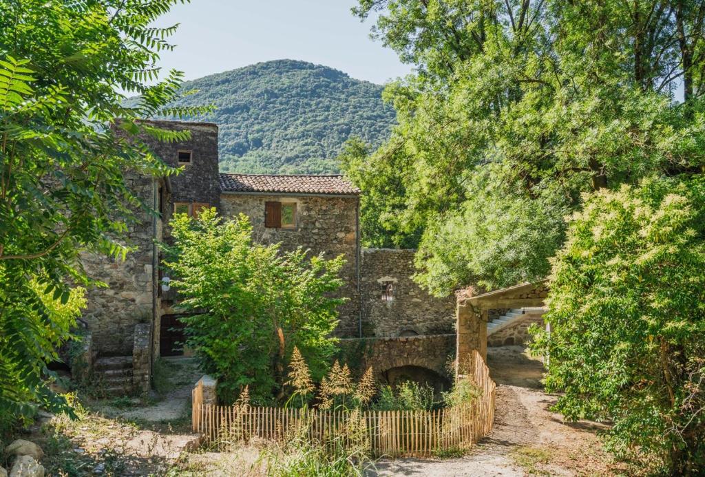 Le Moulin en cevennes - accès privé rivière - Casa De Tres Dormitorios