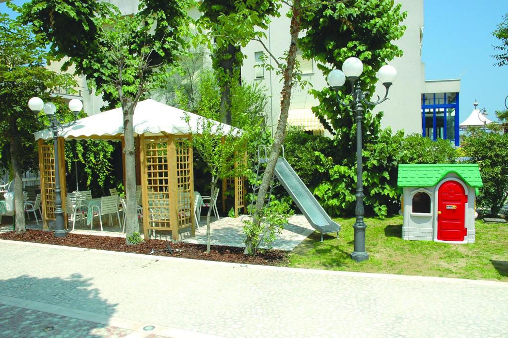Zahrada ubytování Hotel Miranda