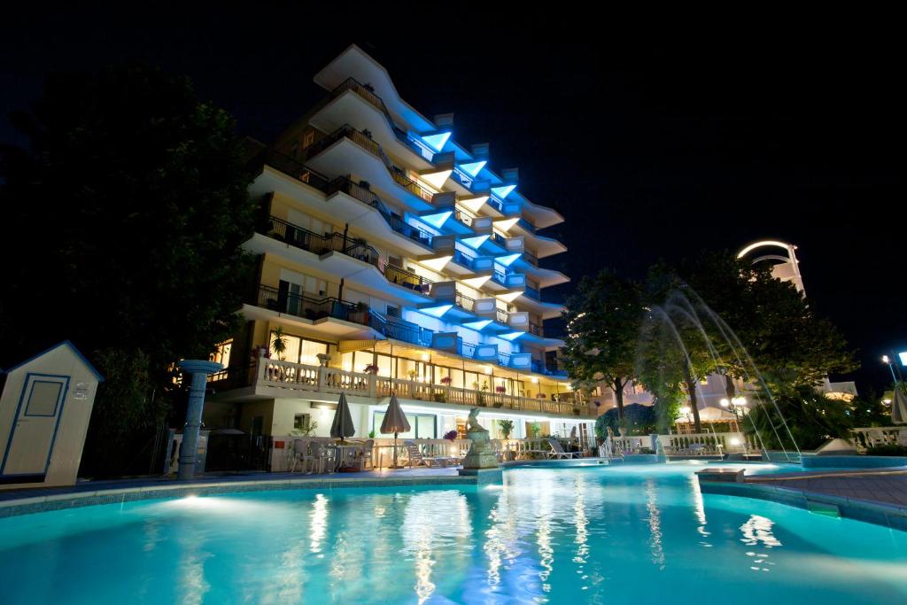 Bazén v ubytování Hotel Miranda nebo v jeho okolí