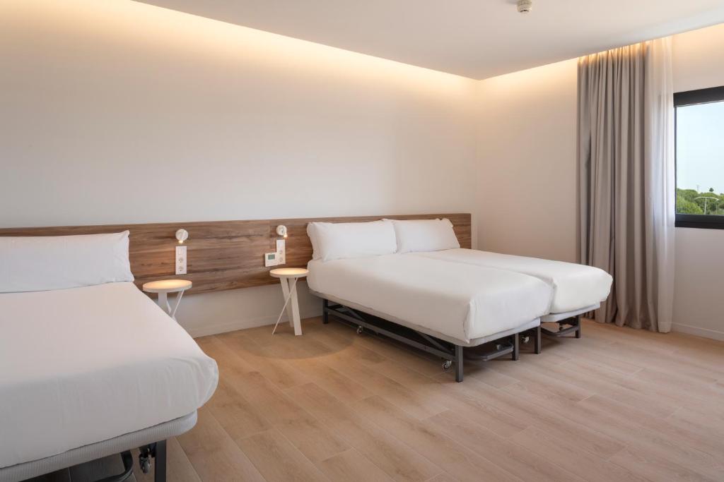 B&B HOTEL Sevilla Bormujos - Habitación Triple