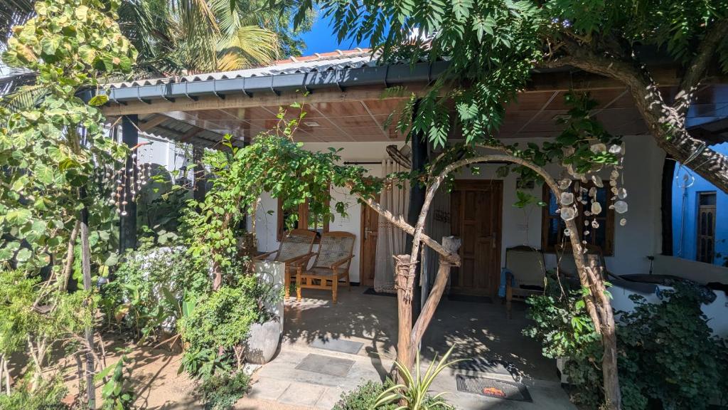 Hakuna Matata Arugambay - 3