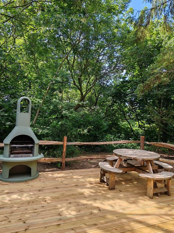 Hayne Barn Estate 6 Luxury Lodges with private hot-tubs AND 1 studio without hot-tub - Chalet Con 1 Camera Da Letto - Wood Pecker