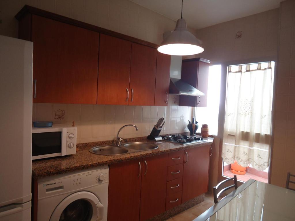 Apartamentos Acevedo Centro - 12