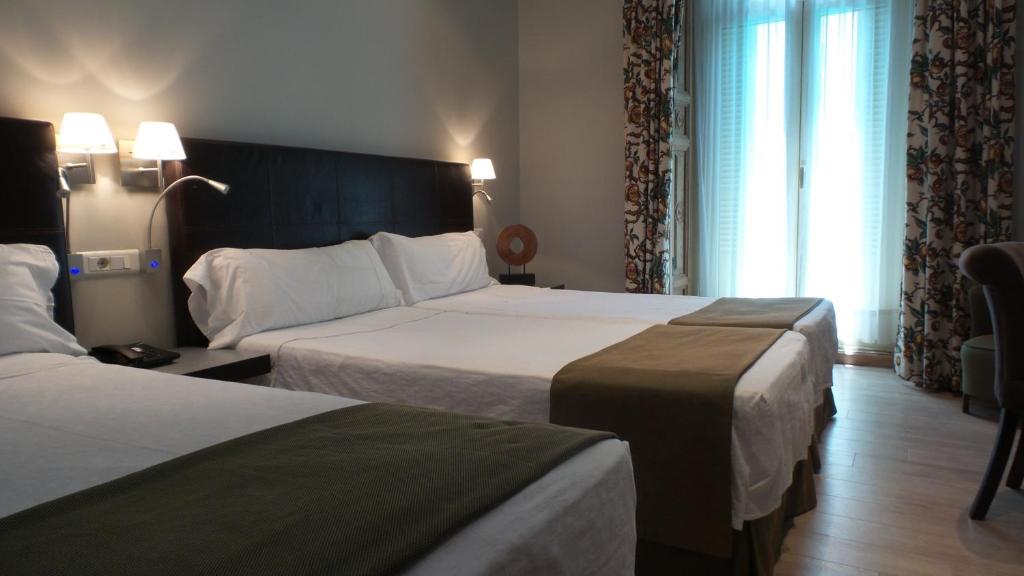 Hotel Moderno Puerta del Sol - 18