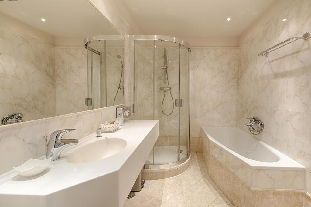 Hotel Embassy - Resim 43