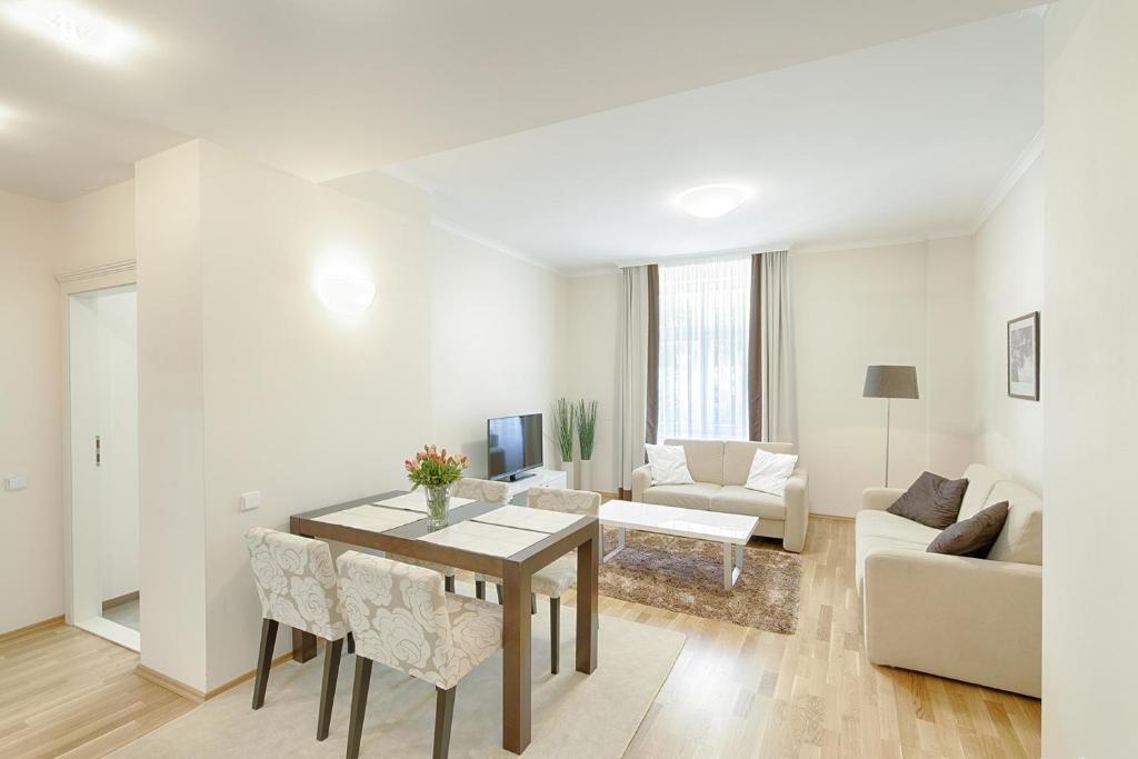 Posezení v ubytování Hotel Embassy