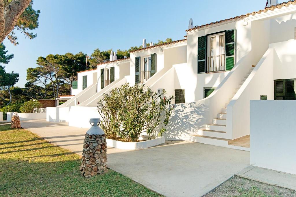 Apartamentos Cala Blanca, Cala Blanca – Updated 2023 Prices