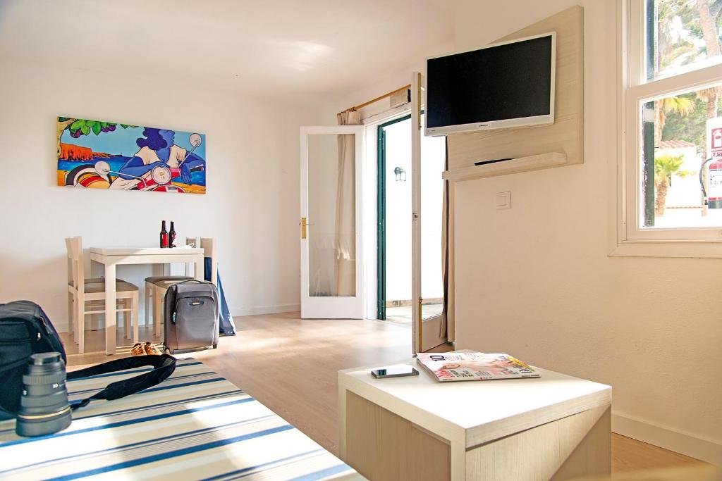 Apartamentos Cala Blanca, Cala Blanca – Bijgewerkte prijzen 2023
