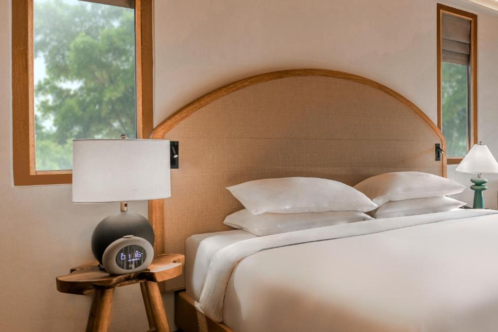 NH Collection Maldives Reethi Resort - 16