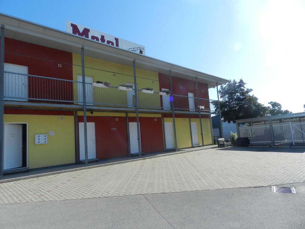Budova, kde se motel nachází