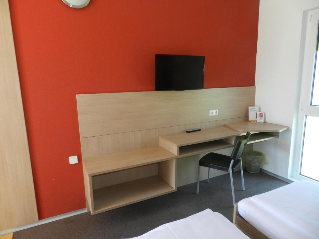 TV a/nebo společenská místnost v ubytování Motel Angern