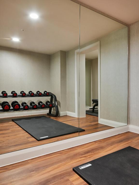Fitness centrum a/nebo fitness zařízení v ubytování Park Regis Birmingham
